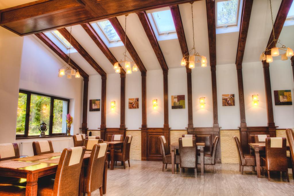 Vila Pinul Si Mesteacanul Hotel Poiana Brasov Exterior foto